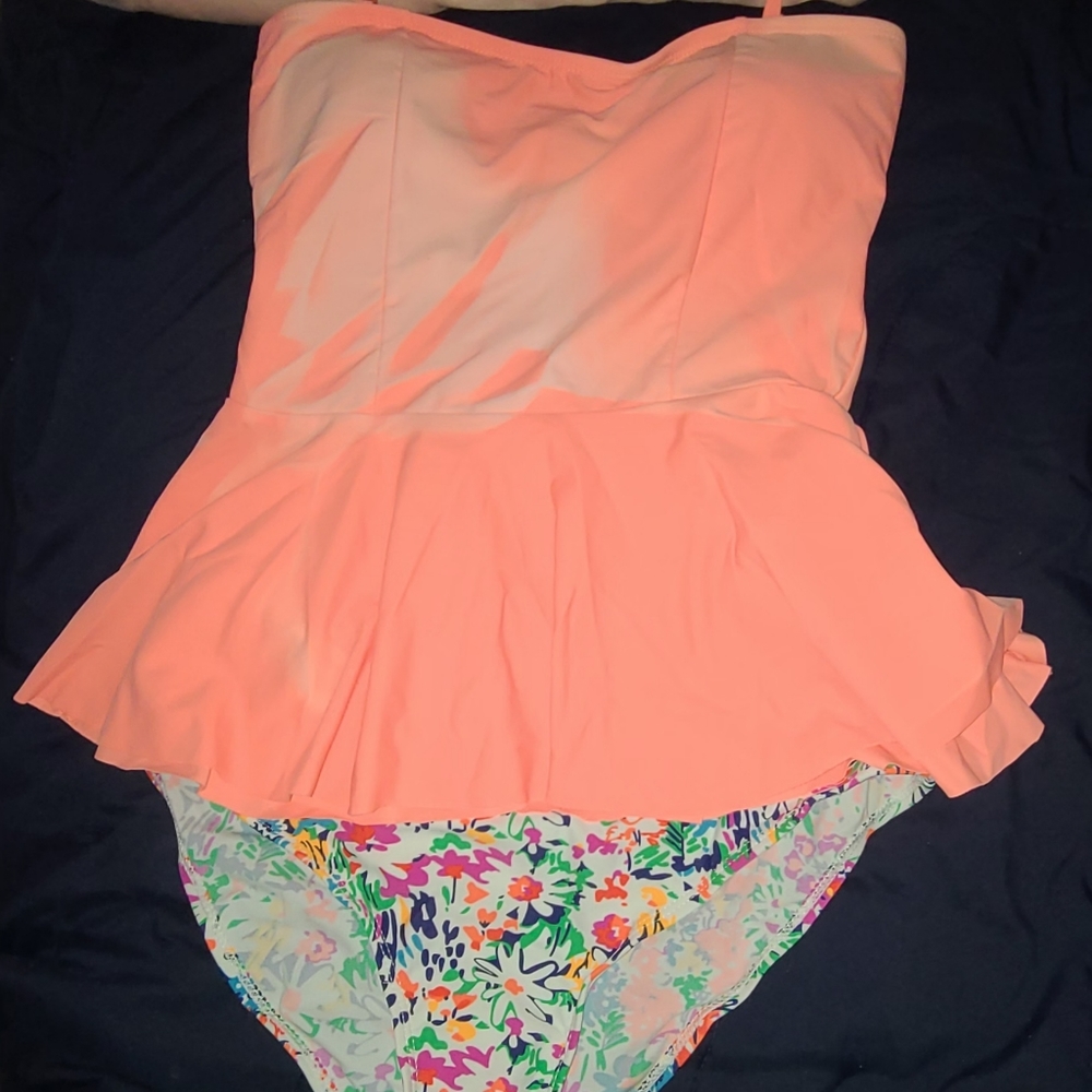 Womens bathing suit tankini